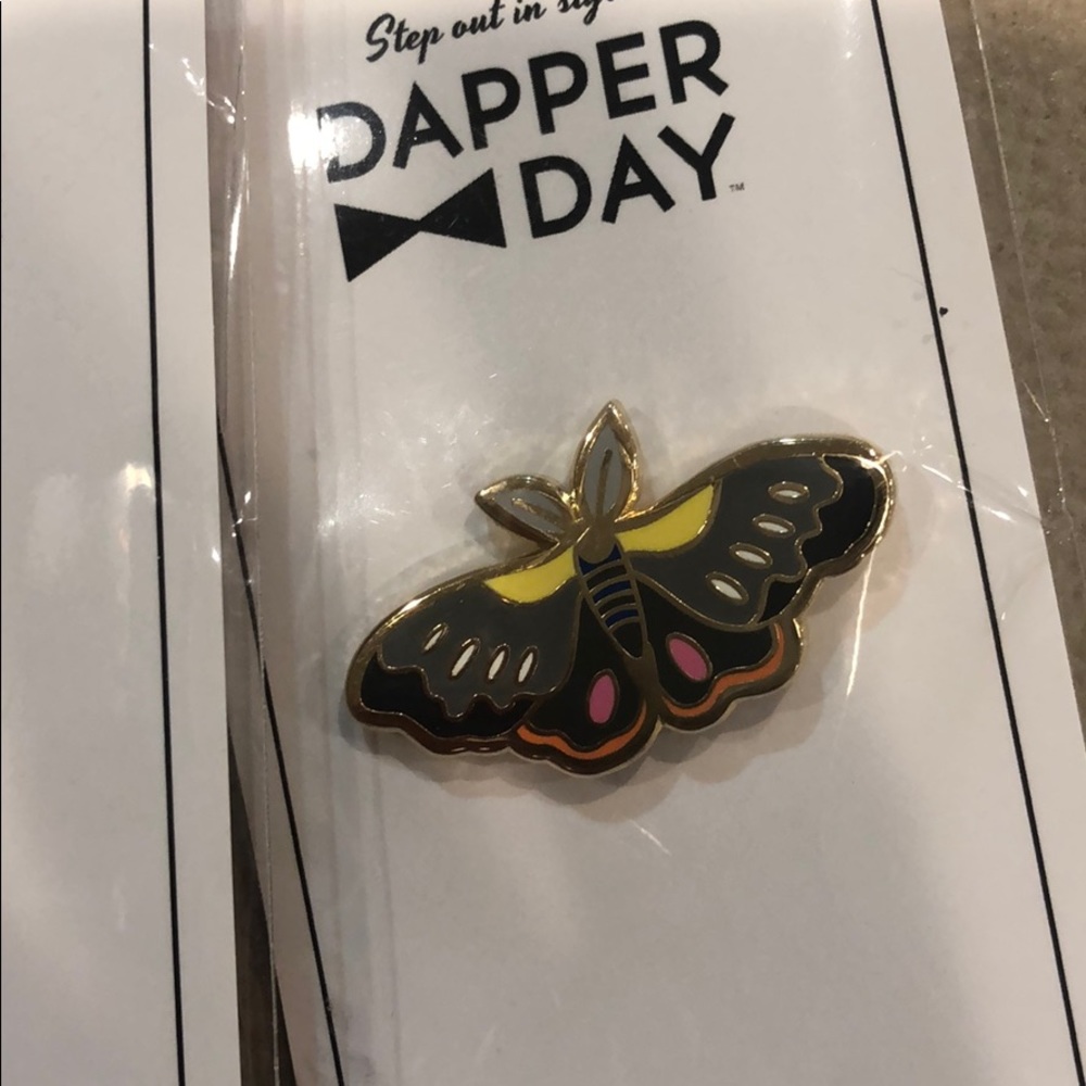 Dapper Day Pins - Picture 3 of 4